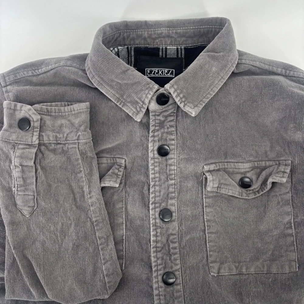 Ezekiel Shirt Jacket Mens Medium Gray Corduroy Flannel Lined EJ213044N Shacket